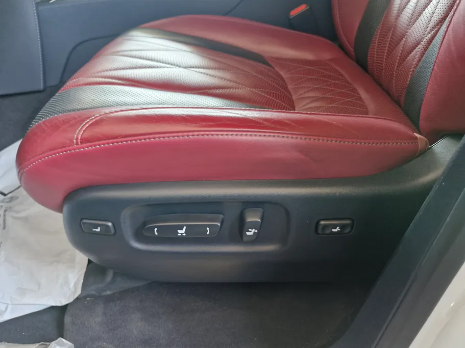 2021 Lexus LX 570 Black Ed. 