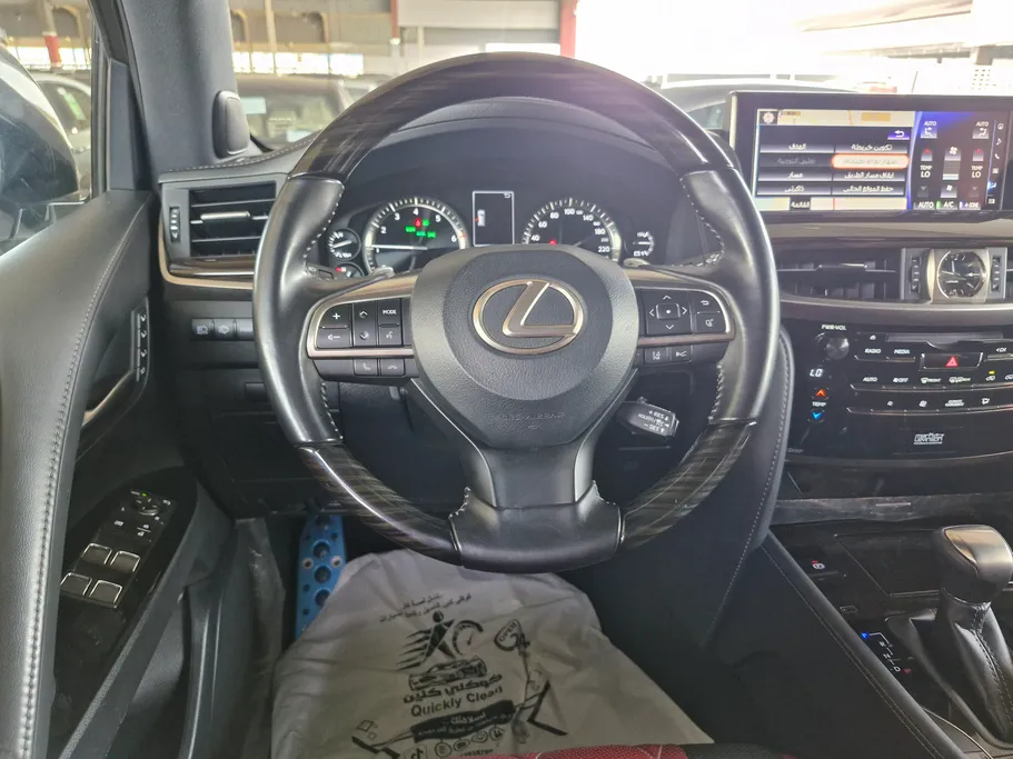 2021 Lexus LX 570 Black Ed. 