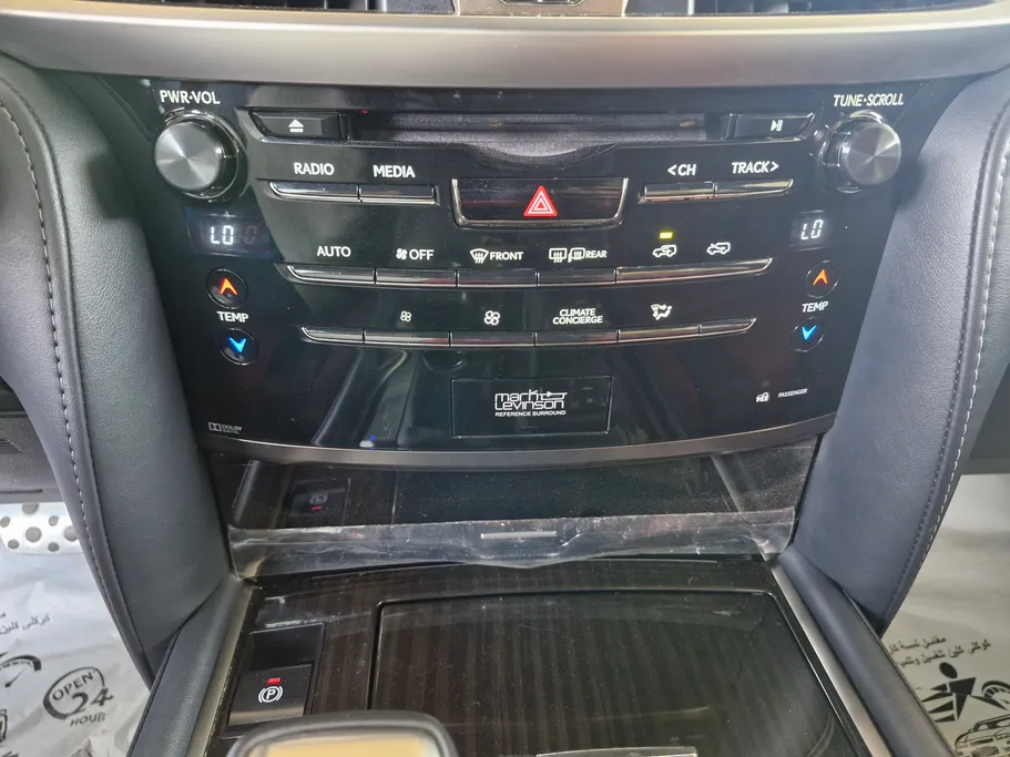 2021 Lexus LX 570 Black Ed. 
