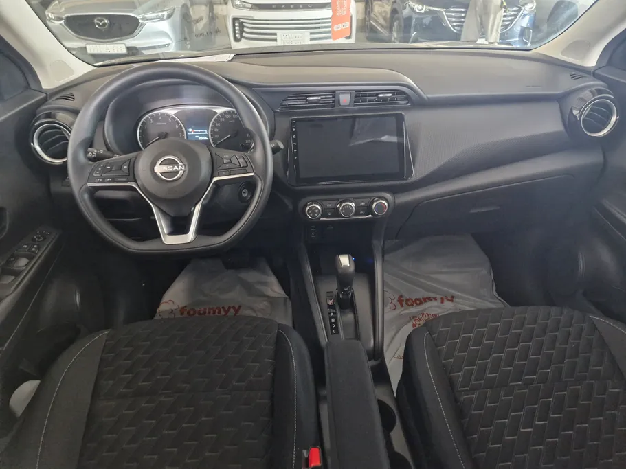 2024 Nissan Kicks S 