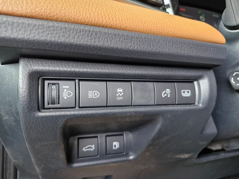 2025 Toyota Camry  Grande 