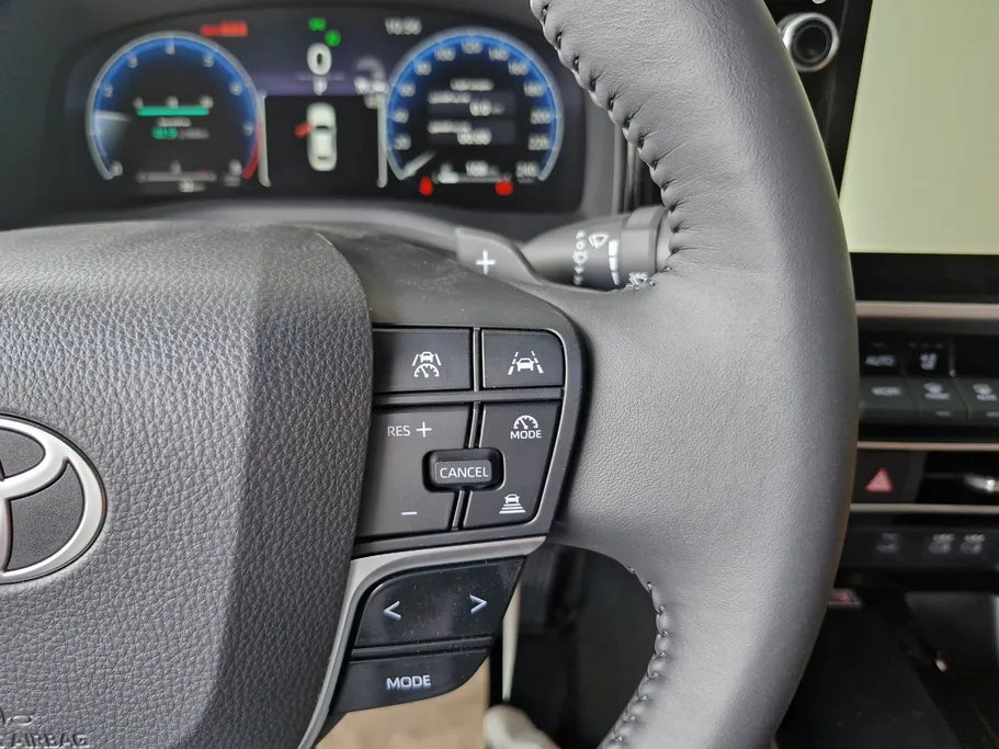 2025 Toyota Camry  Grande 