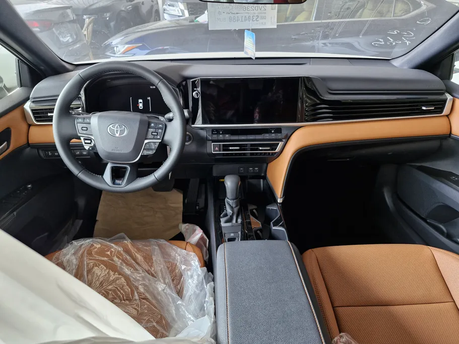 2025 Toyota Camry  Grande 