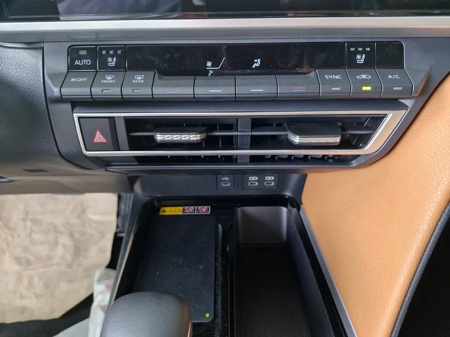 2025 Toyota Camry  Grande 