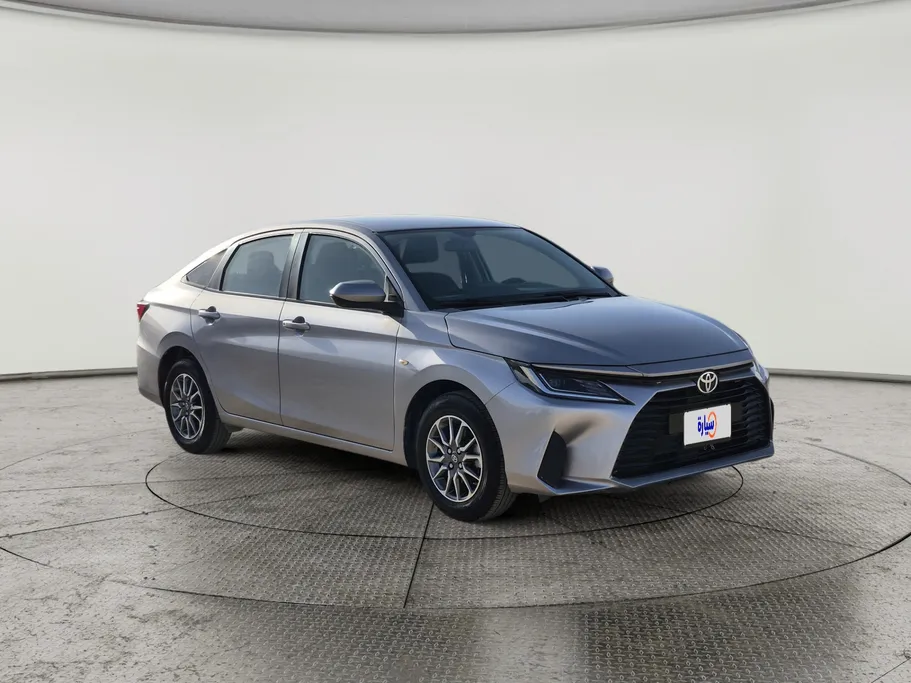 2023 Toyota Yaris  Y 