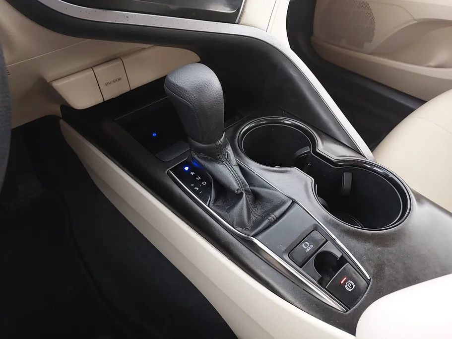 2023 Toyota Camry  LE 