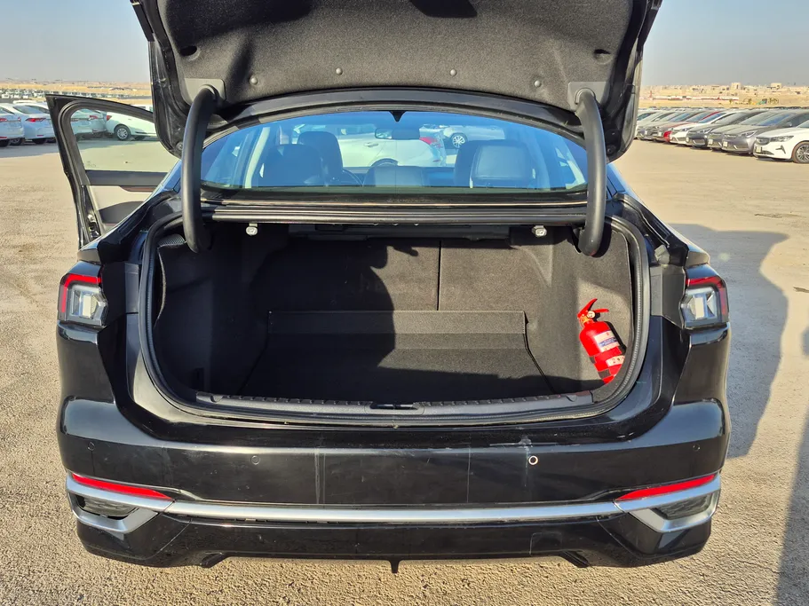 2023 Ford Taurus Titanium New Shape 