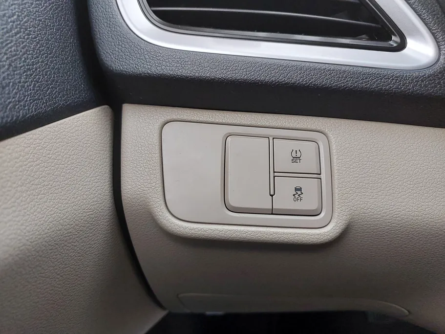 2023 Hyundai Accent Smart 