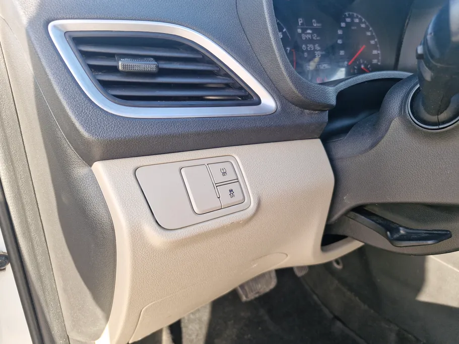 2023 Hyundai Accent Smart 