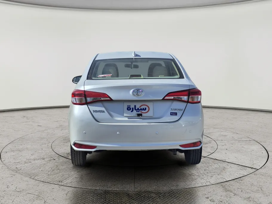 2022 Toyota Yaris  Y 