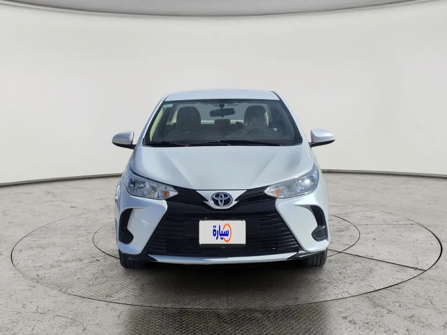 2022 Toyota Yaris  Y