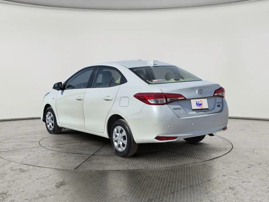 2022 Toyota Yaris  Y