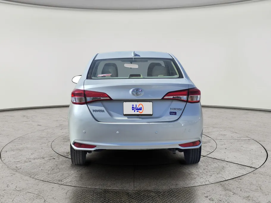 2022 Toyota Yaris  Y