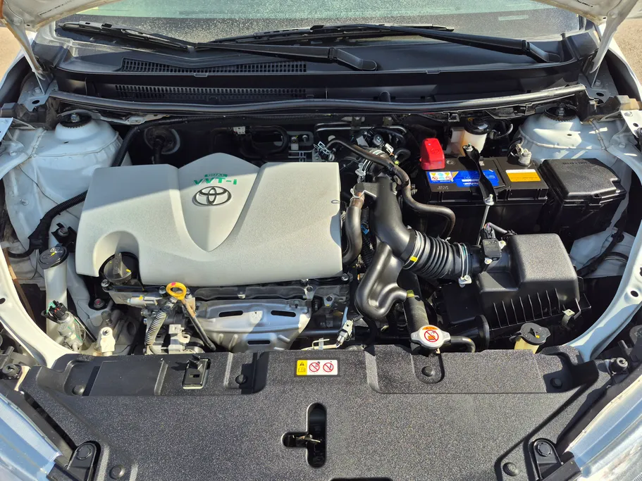 2022 Toyota Yaris  Y 