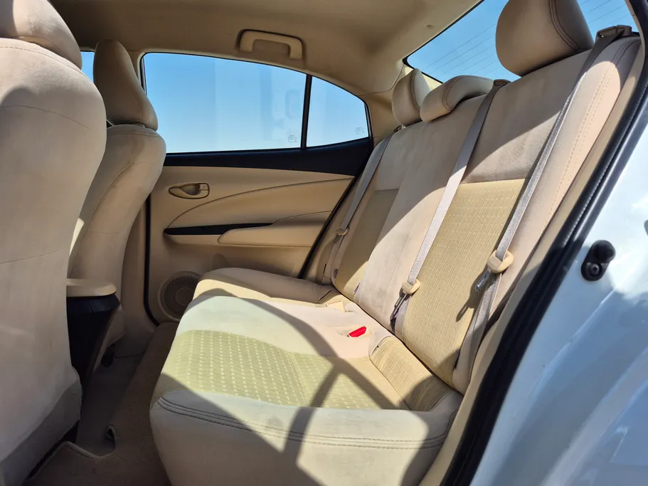 2022 Toyota Yaris  Y 
