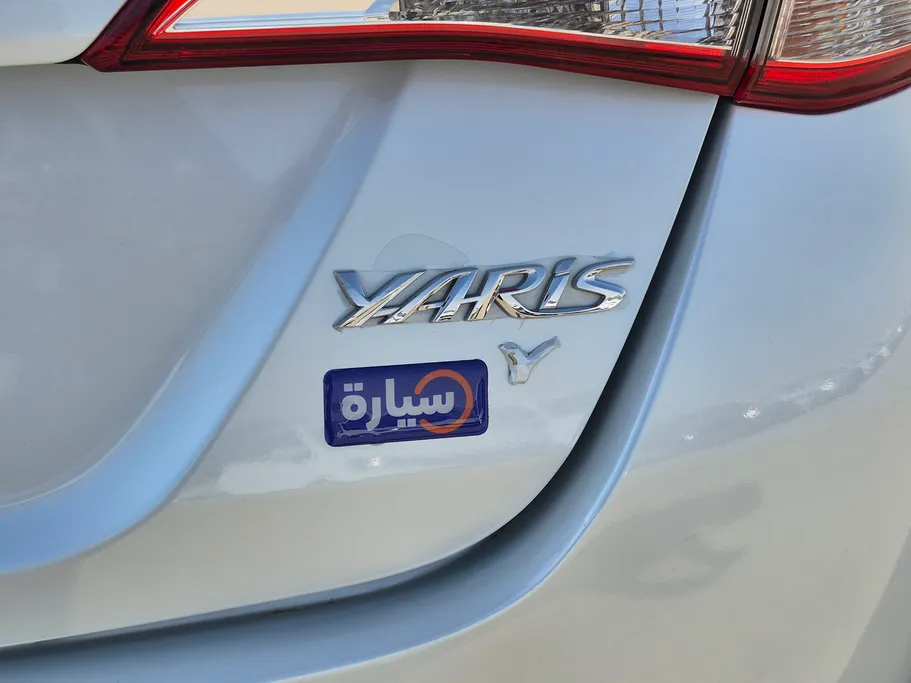 2022 Toyota Yaris  Y 