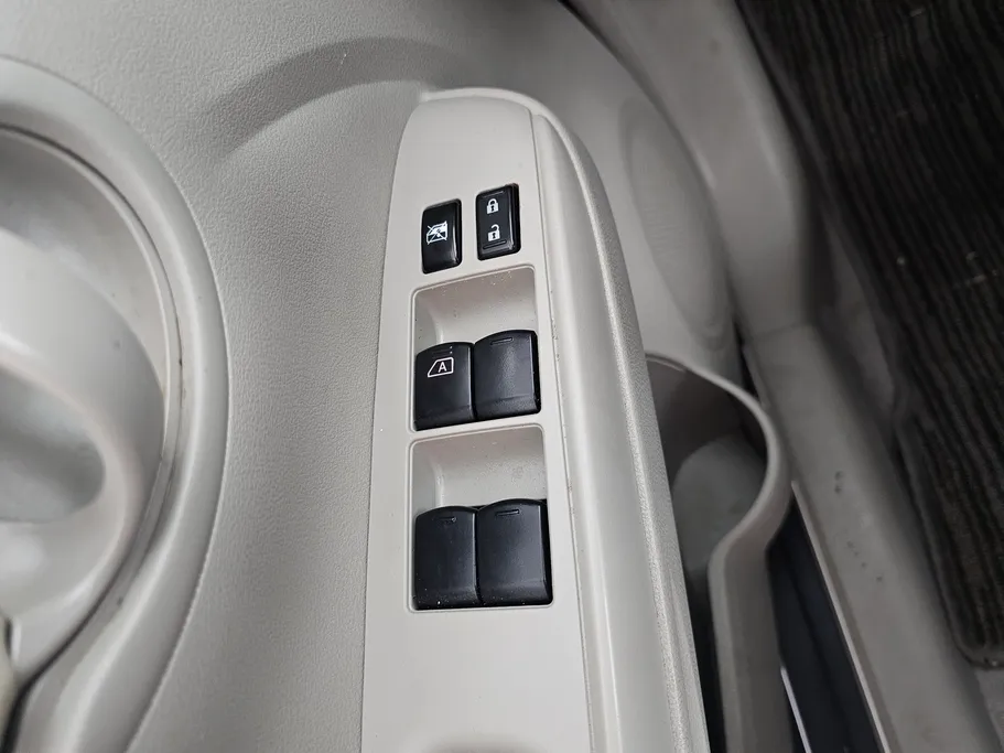 2023 Nissan Sunny SV Comfort 
