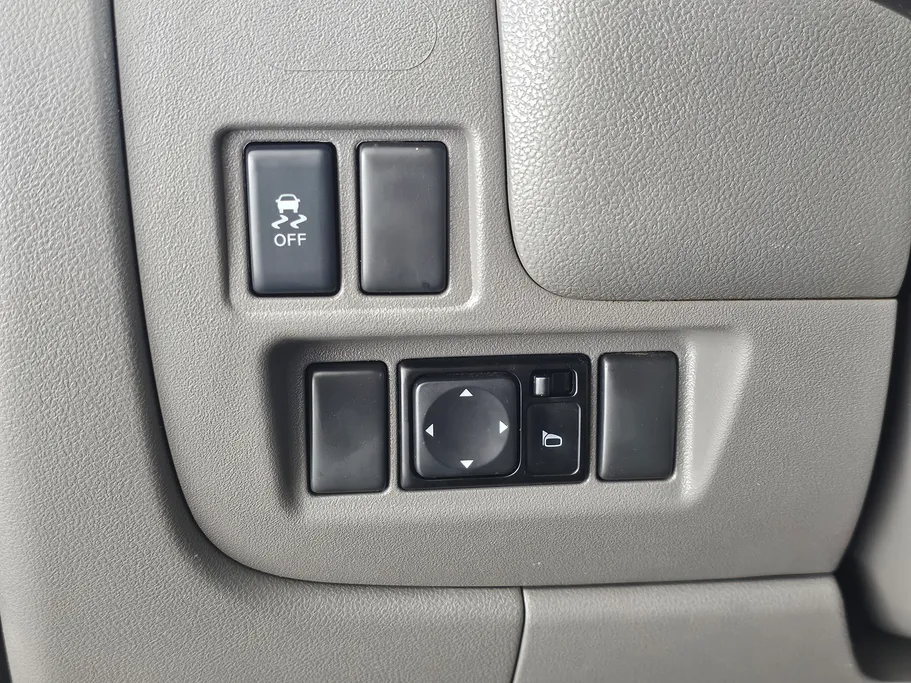 2023 Nissan Sunny SV Comfort 