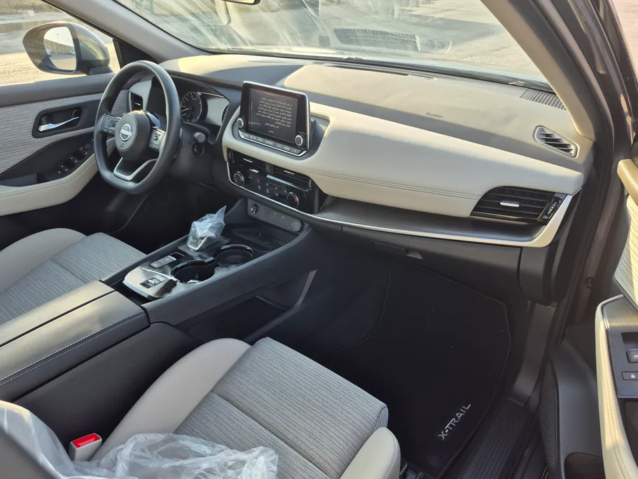 نيسان أكس تريل SV 2025 