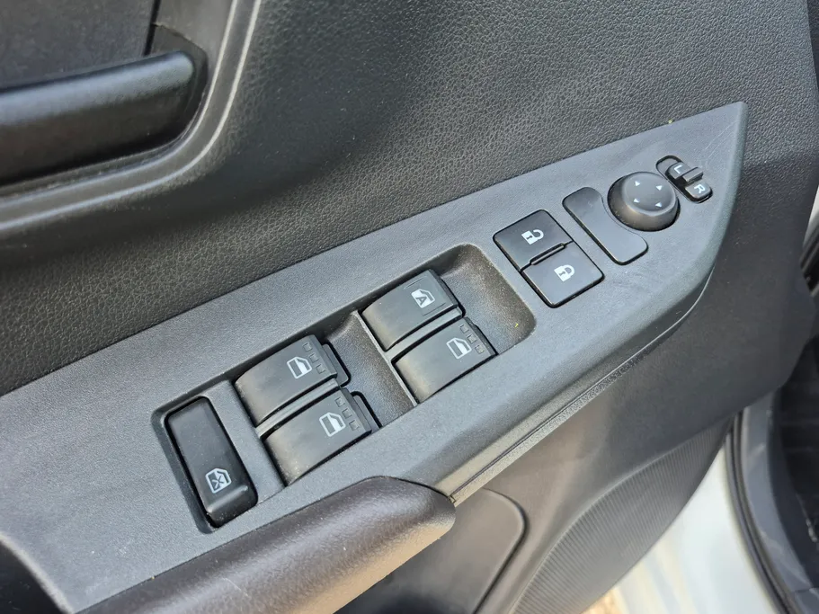 تويوتا يارس Y Plus 2023 