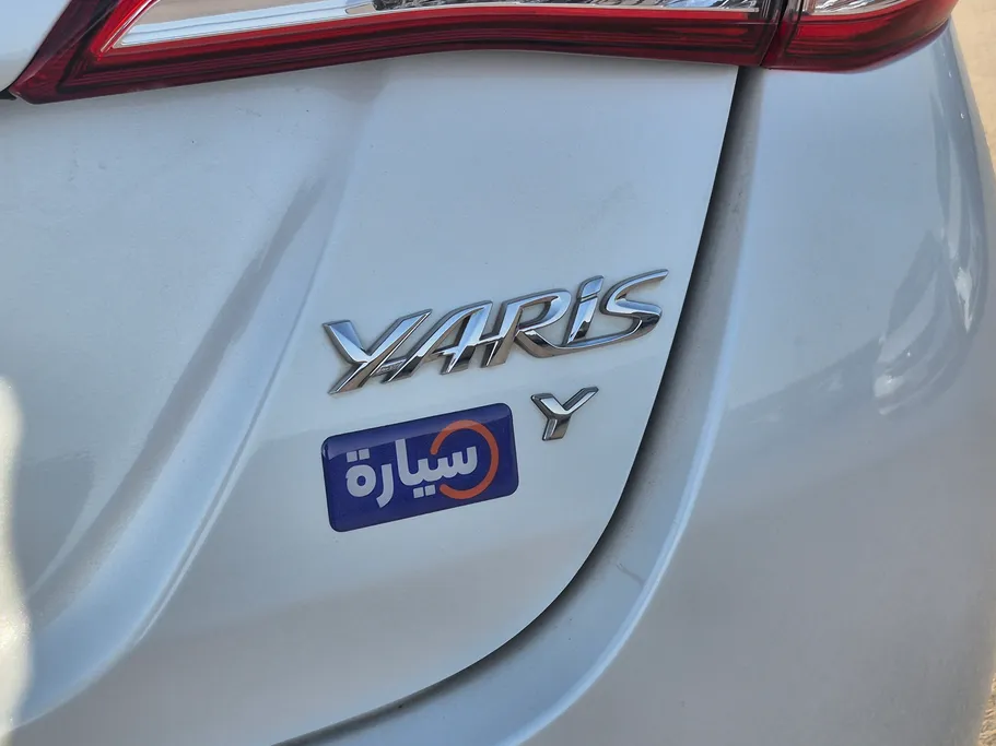 2022 Toyota Yaris  Y 