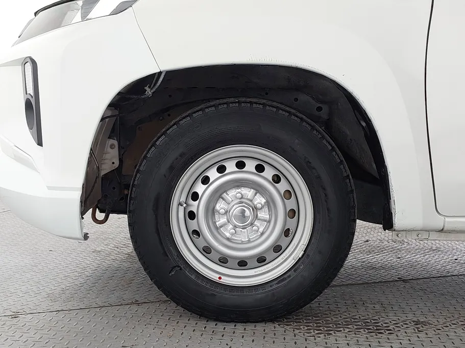 2021 Mitsubishi L200 SC 4x2 