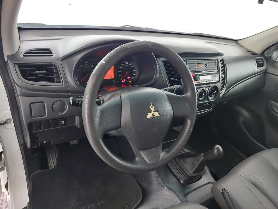 2021 Mitsubishi L200 SC 4x2 