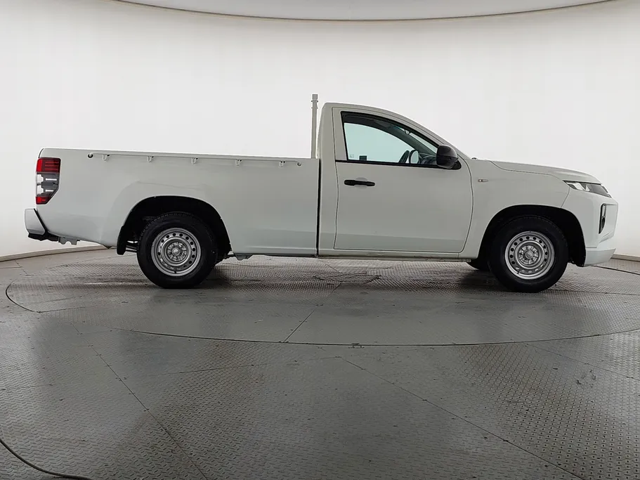 2021 Mitsubishi L200 SC 4x2 