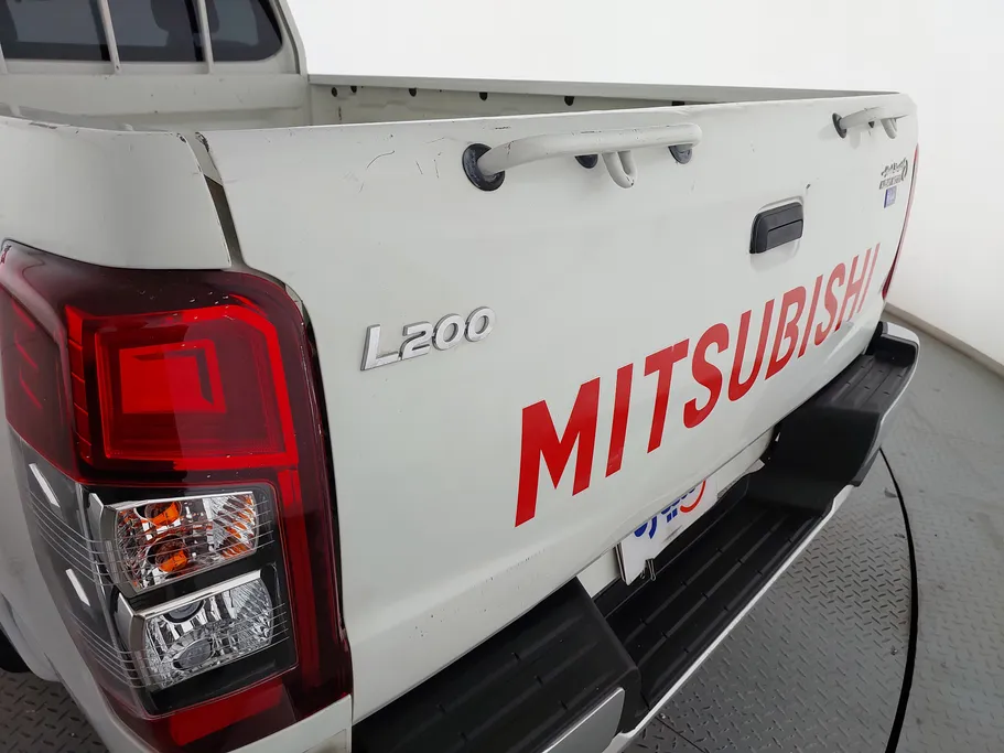 2021 Mitsubishi L200 SC 4x2 