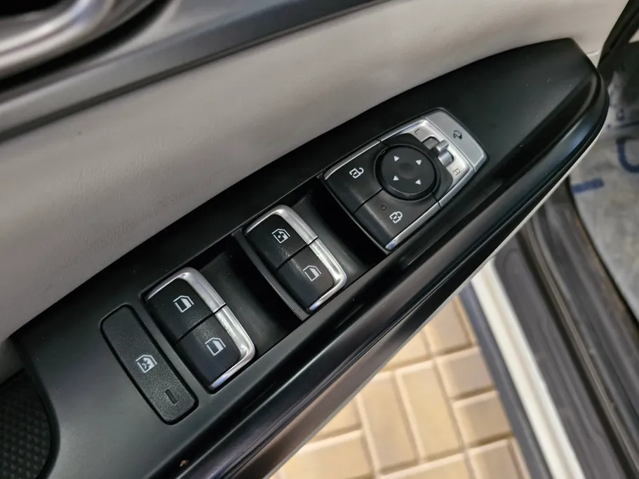 2023 Kia Carnival GL 