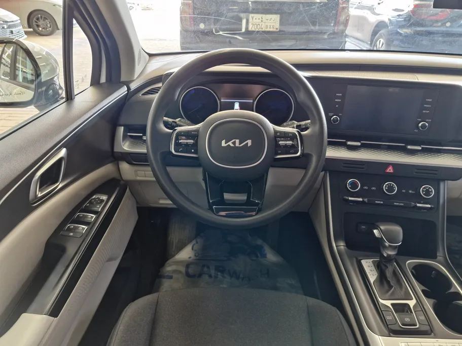 2023 Kia Carnival GL 