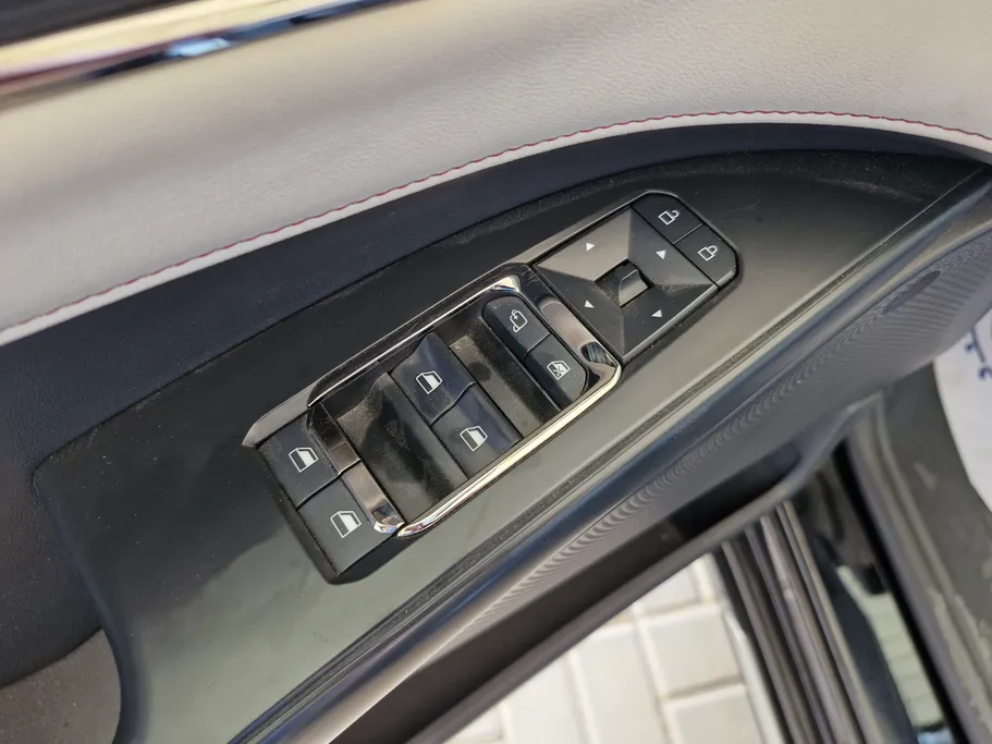2024 Ford Taurus Trend 