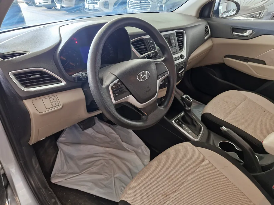 2022 Hyundai Accent Smart 