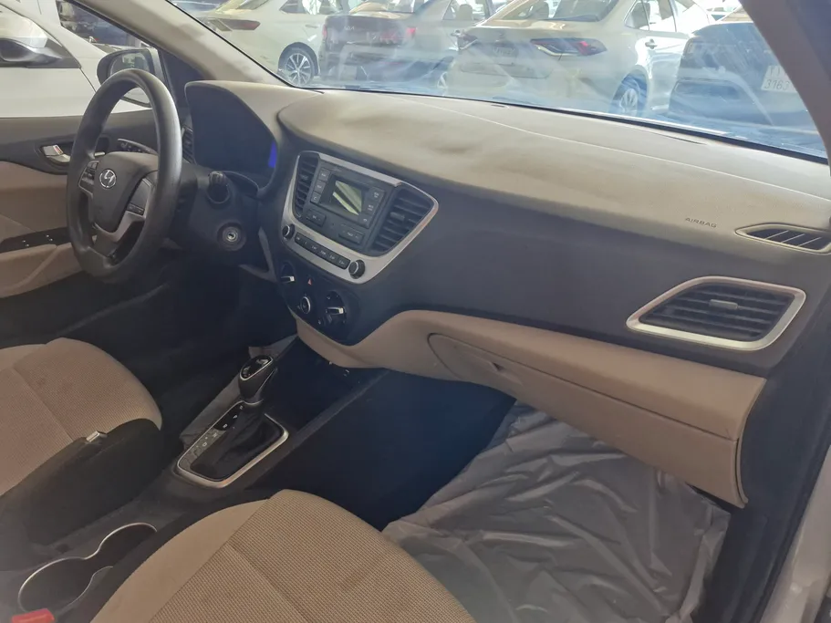 2022 Hyundai Accent Smart 