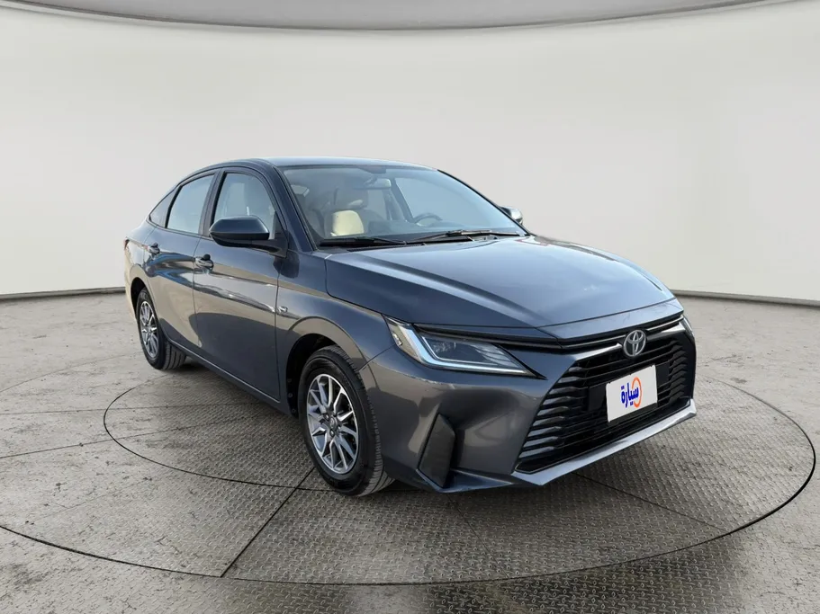 2023 Toyota Yaris  Y