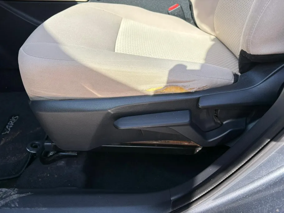2023 Toyota Yaris  Y 
