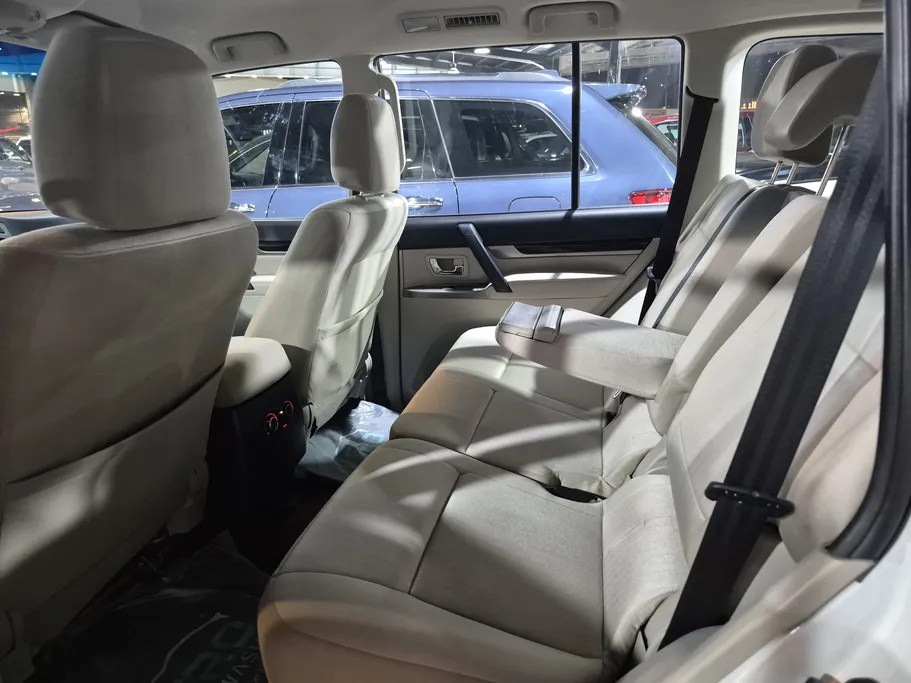2020 Mitsubishi Pajero GLS 5Doors 