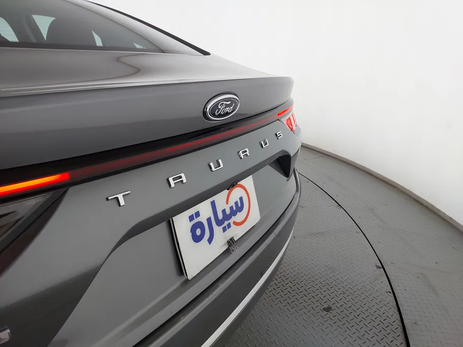 2023 Ford Taurus Ambiente 