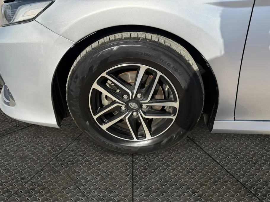 2023 Toyota Camry  LE 