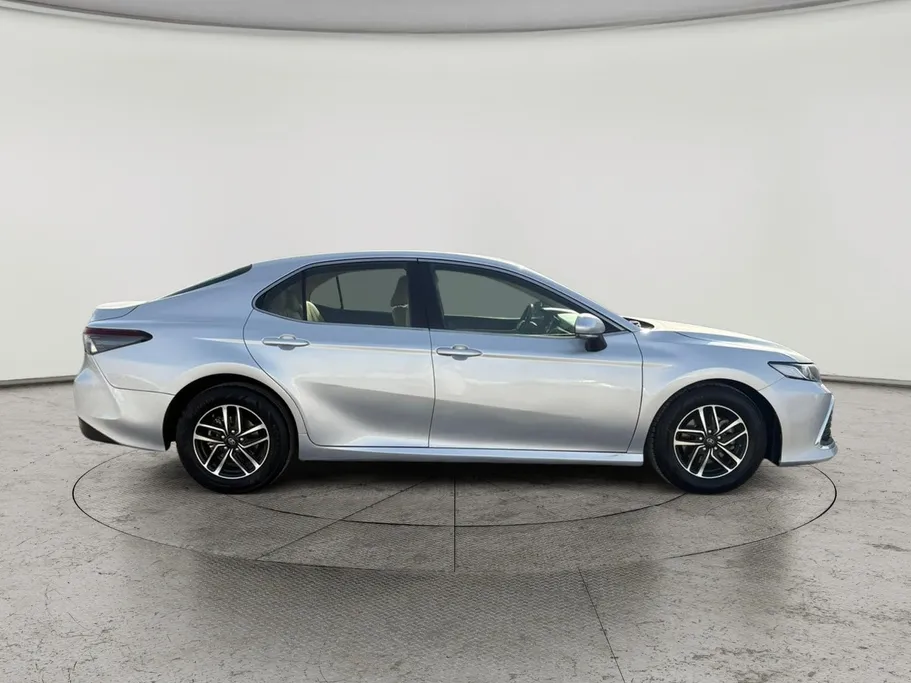 2023 Toyota Camry  LE 