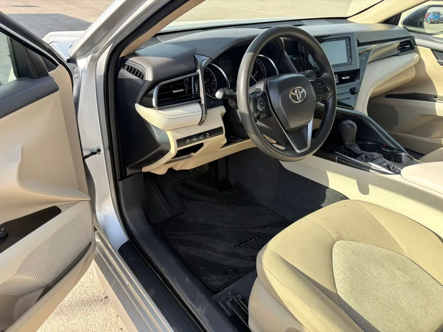 2023 Toyota Camry  LE 