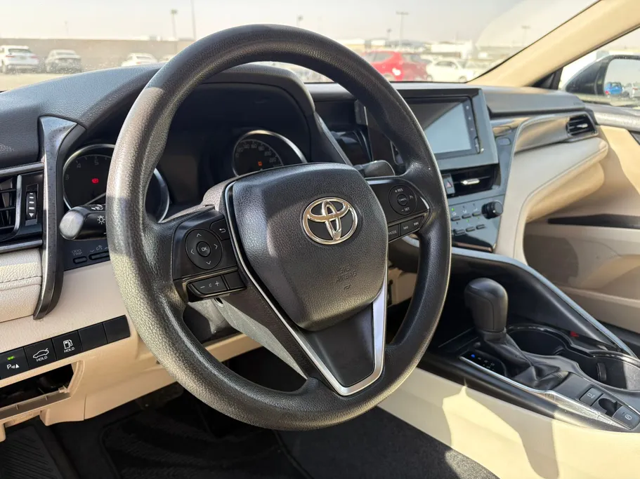 2023 Toyota Camry  LE 