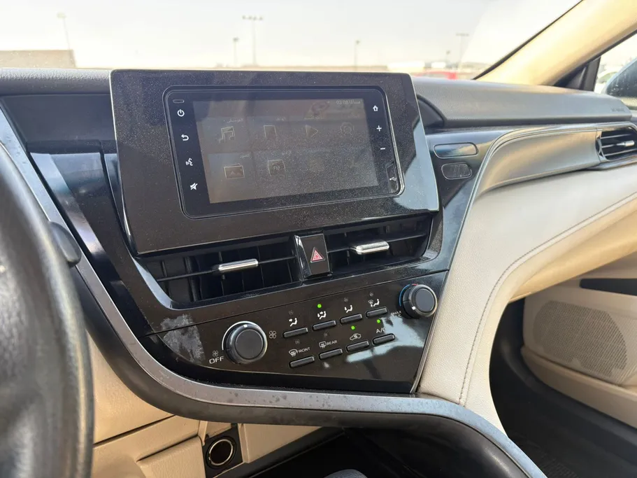 2023 Toyota Camry  LE 