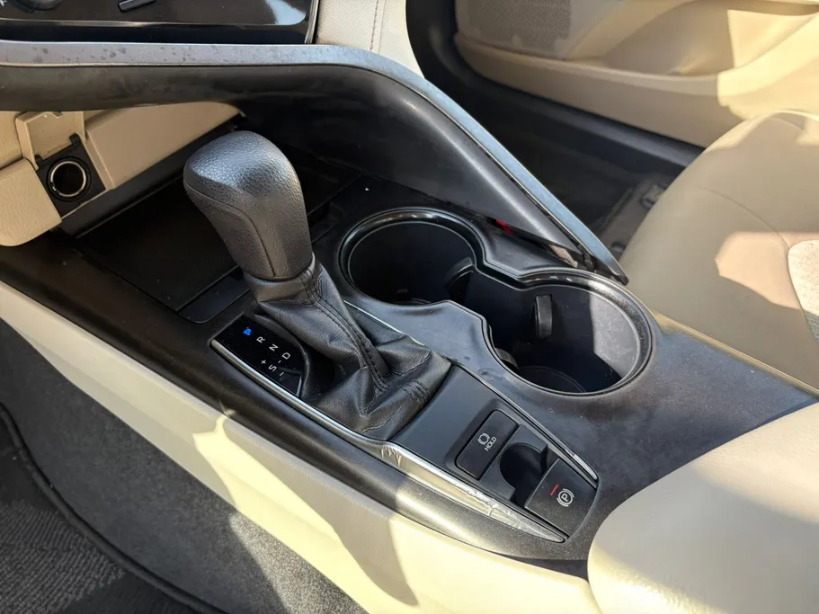 2023 Toyota Camry  LE 