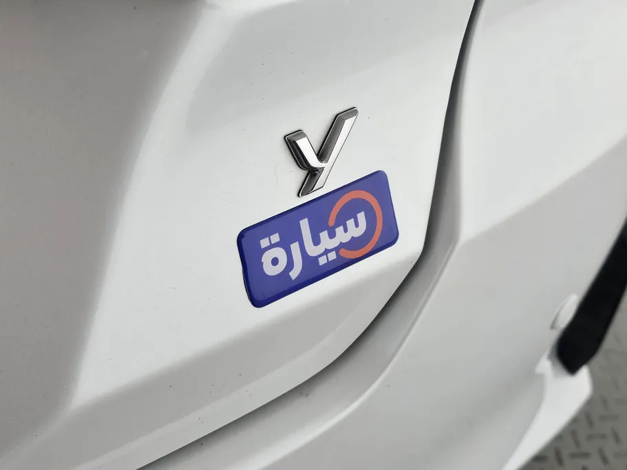 تويوتا يارس Y 2023 