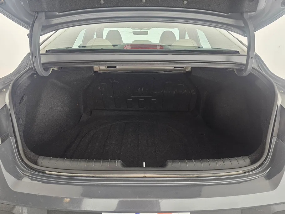 2024 Hyundai Elantra Fleet 