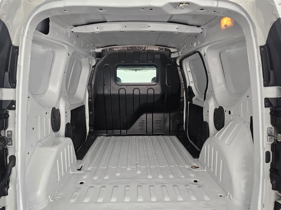 2021 Renault Docker Van بضاعة 