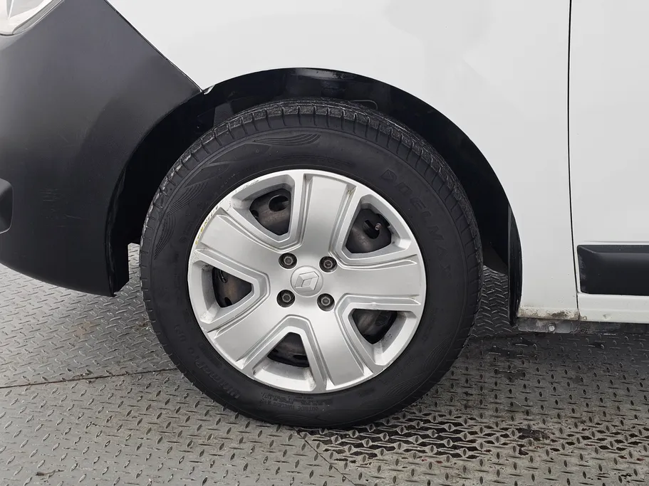 2021 Renault Docker Van بضاعة 