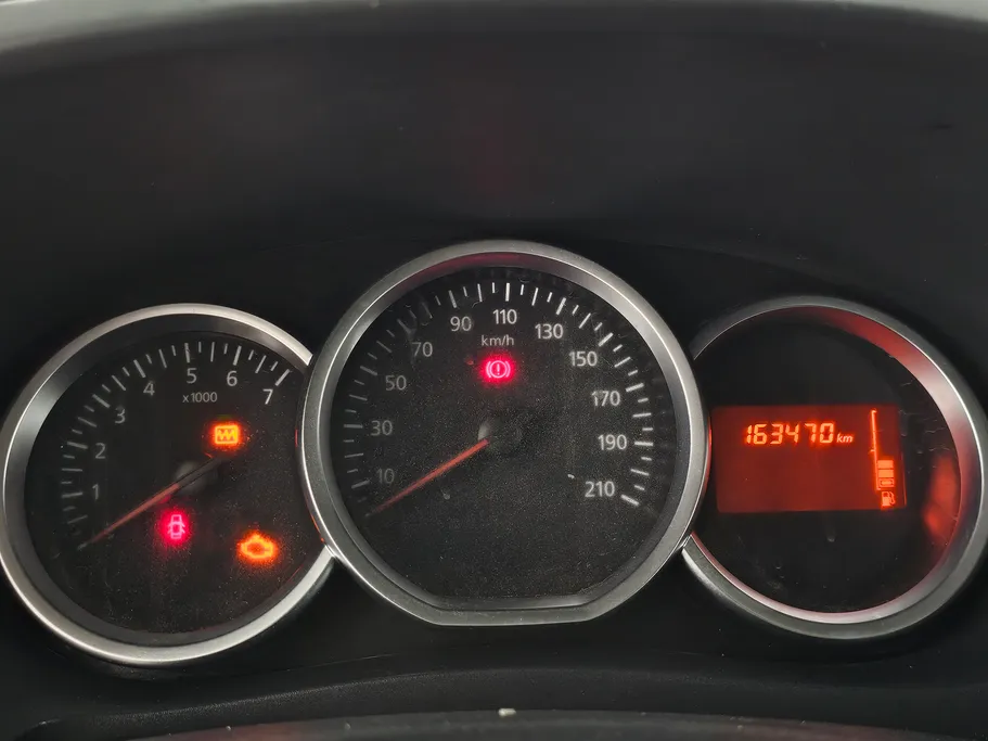 2021 Renault Docker Van بضاعة 