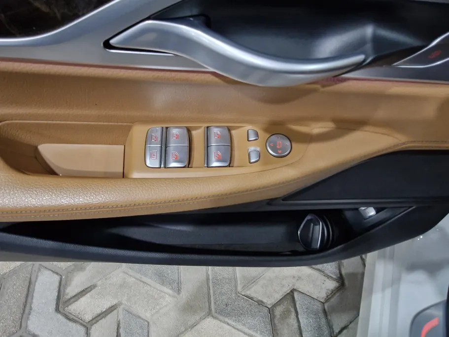 2021 BMW 7 Series 730Li 